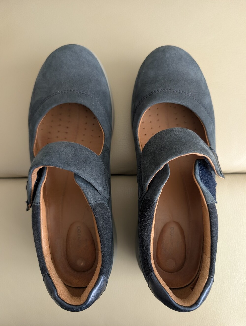 Clarks Women's Navy Nubuck Mary Jane Comfort Shoes